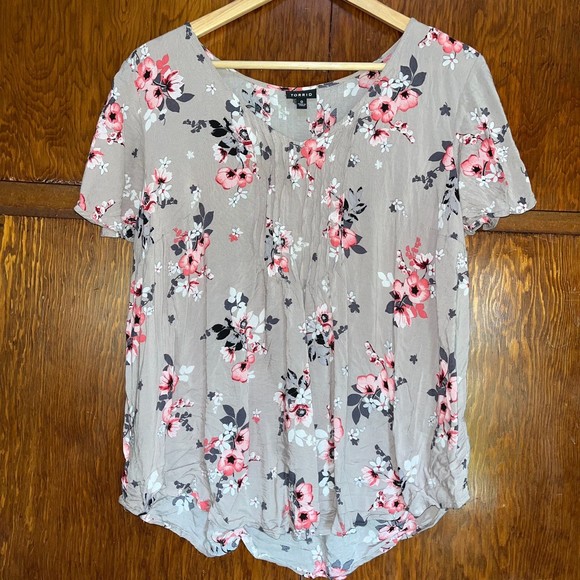 Torrid Size 0 Women's Large Neutral Ditsy Floral V Neck Flowy Shirt - Picture 1 of 6